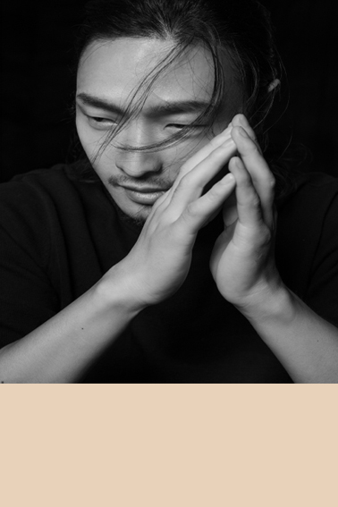 高浮雕和淺浮雕在色彩上有什么差異？