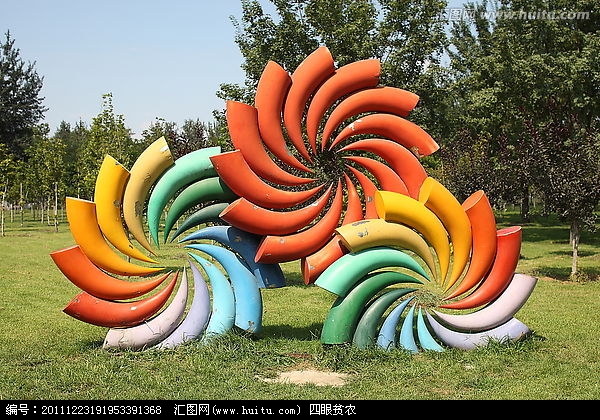 園林雕塑中不銹鋼雕塑的應用